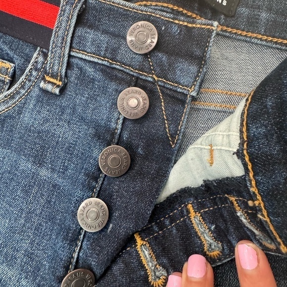 Stylish Blue Jeans with Red Stripe - Picture 4 of 10